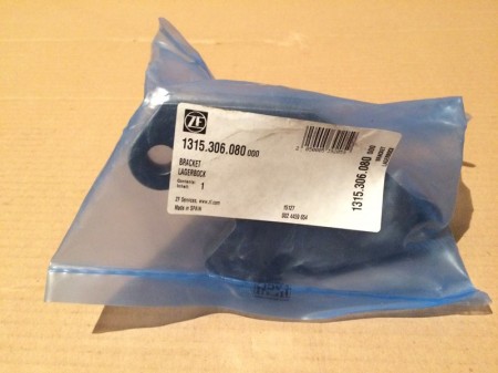 КРОНШТЕЙН ОПОРЫ ВИЛКИ ВЫКЛЮЧЕНИЯ СЦЕПЛЕНИЯ